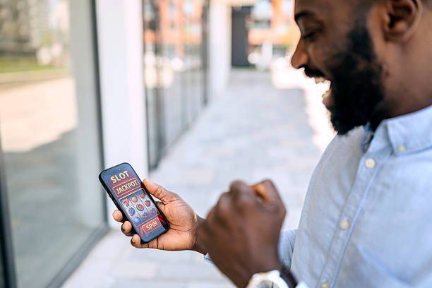 Do Casinos Provide 24/7 Customer Support?