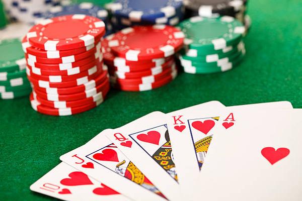 How Players Navigate an online casino Singapore Platform